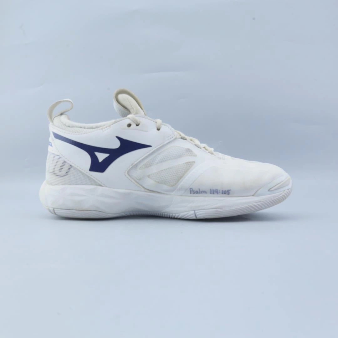 MIZUNO  WAVE MOMENTUM 2 Mizuno sport shoe styles