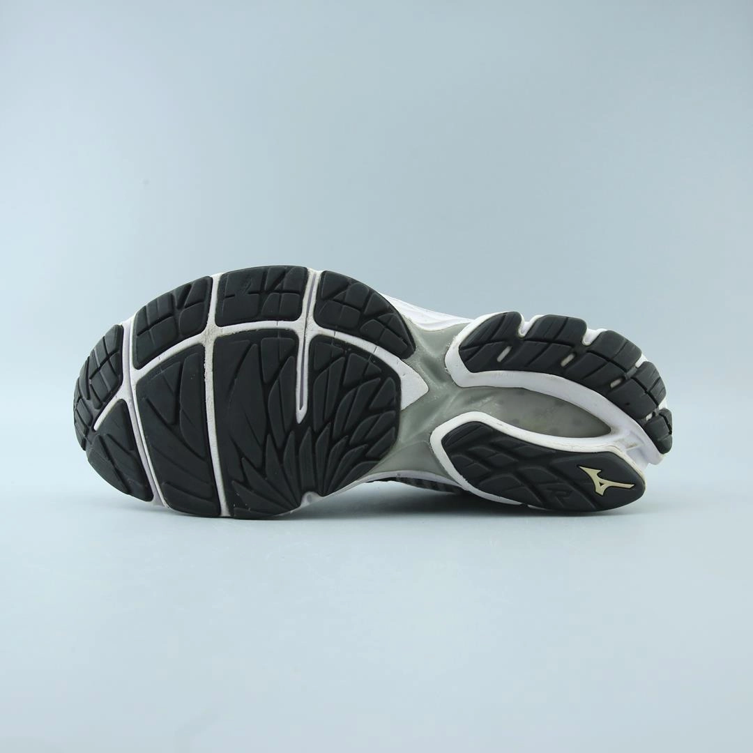 MIZUNO WAVEKNIT R2 Mizuno sport shoe styles