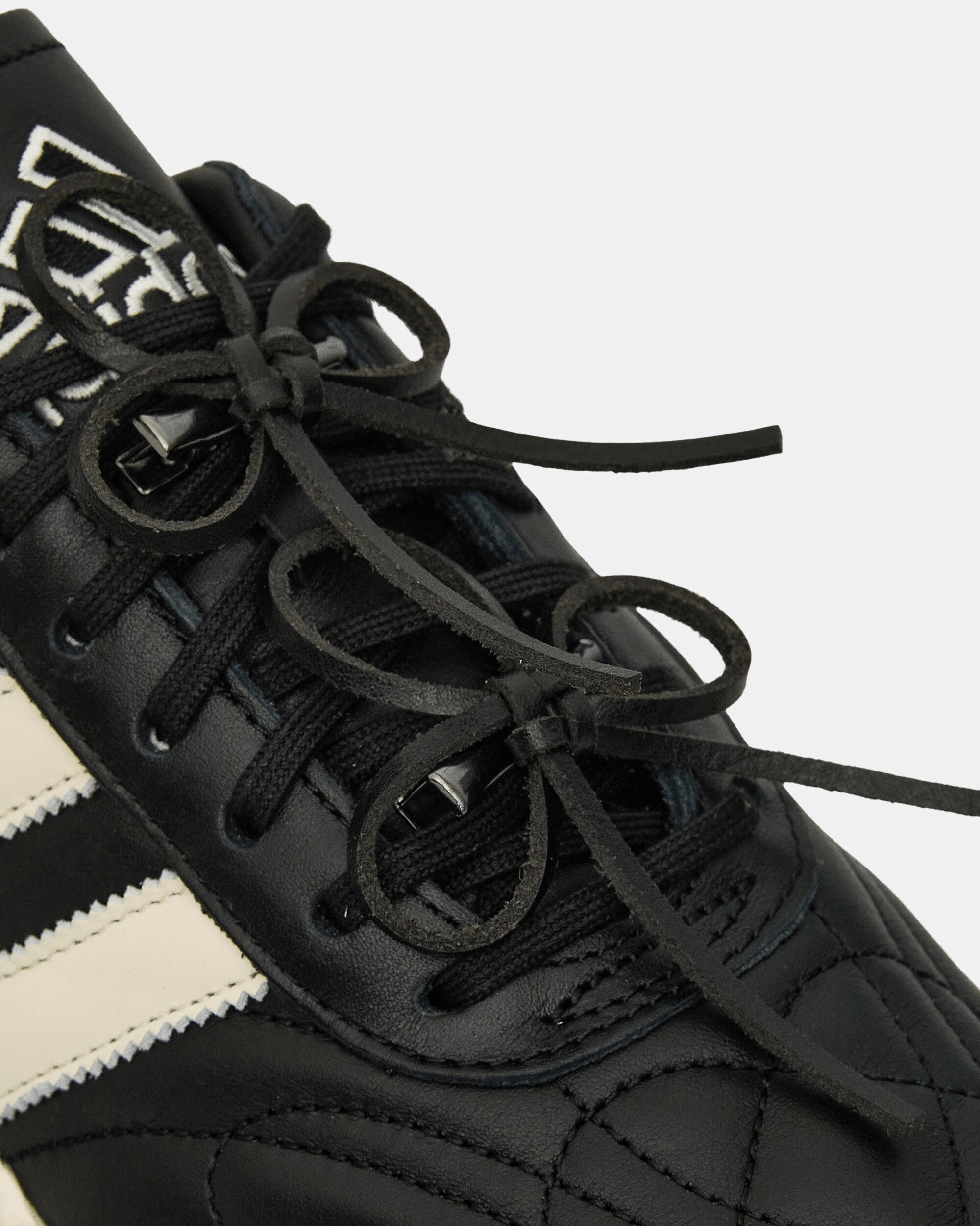 Naked Copenhagen x Maha Samba Sneakers Core Black / Off White Comfort Sneakers