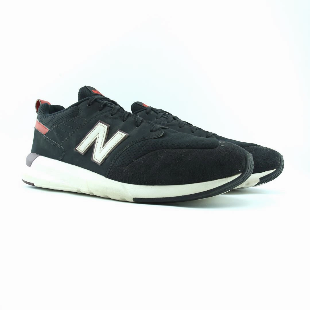 NEW BALANCE 009 V1 New Balance trainer visuals