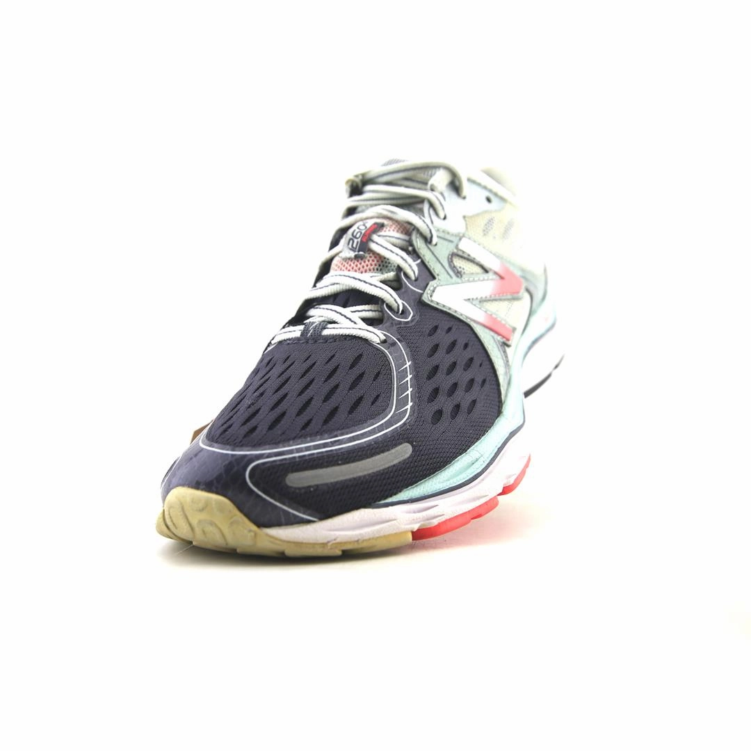 NEW BALANCE 1260 V6 retro New Balance shoe shots