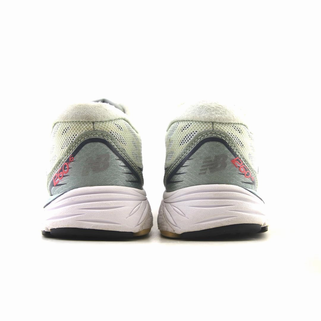 NEW BALANCE 1260 V6 retro New Balance shoe shots