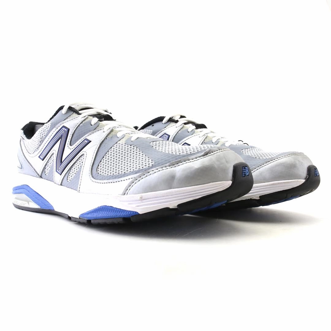 NEW BALANCE 1540 V2 New Balance trainer visuals