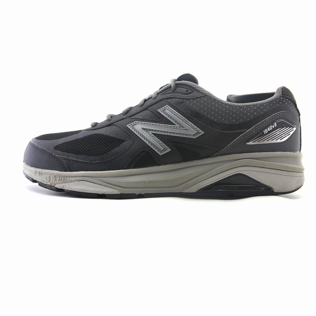 NEW BALANCE 1540 V3 New Balance comfortable everyday shoes