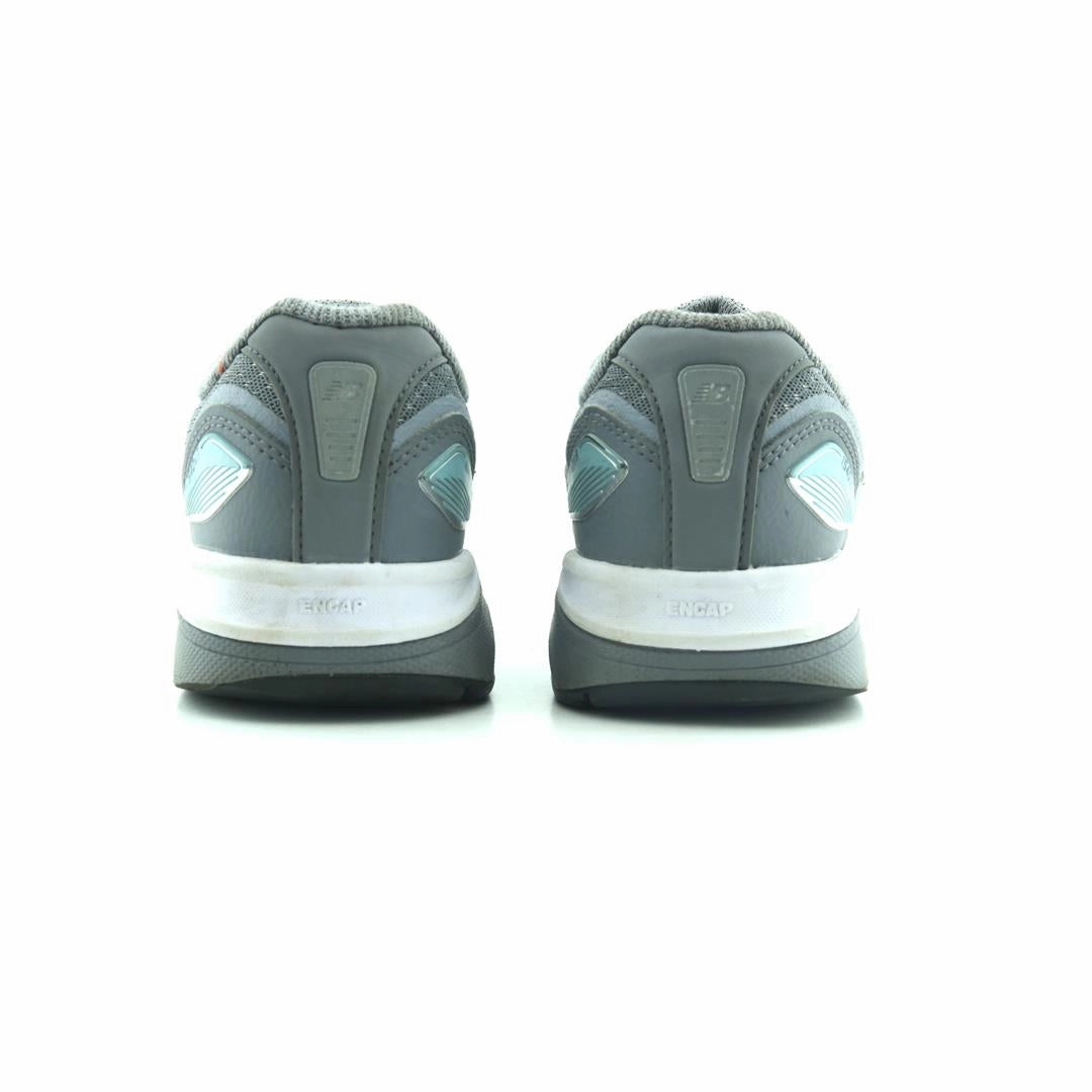 NEW BALANCE 1540V3 New Balance casual shoe looks