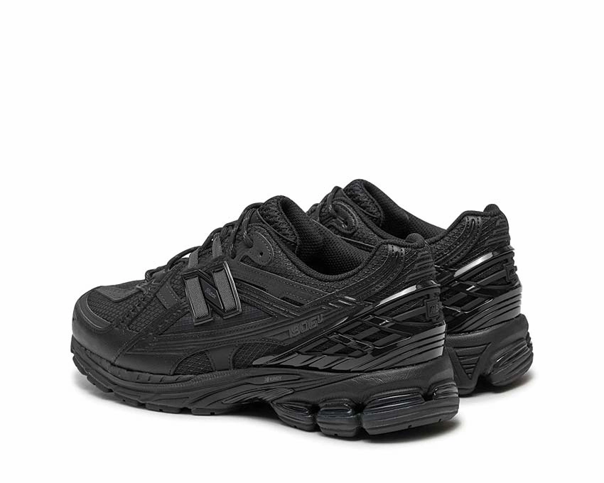 New Balance 1906N New Balance athletic sneakers
