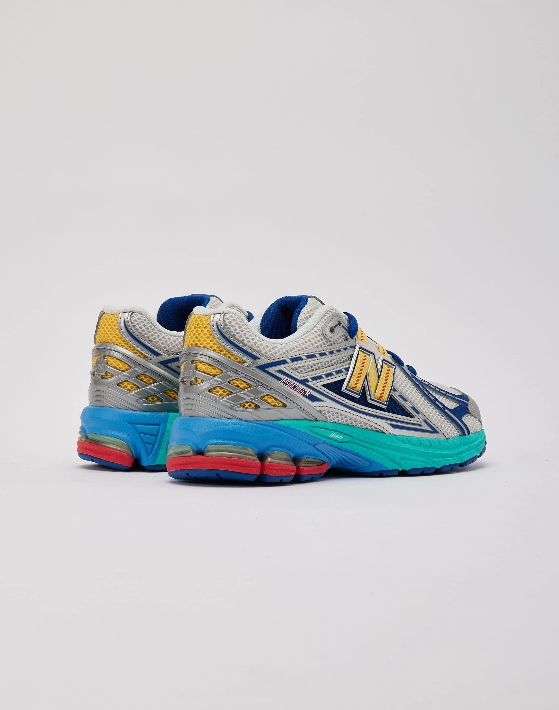 New Balance 1906R 'Moon Sign' Grade-School Throwback Running Shoes