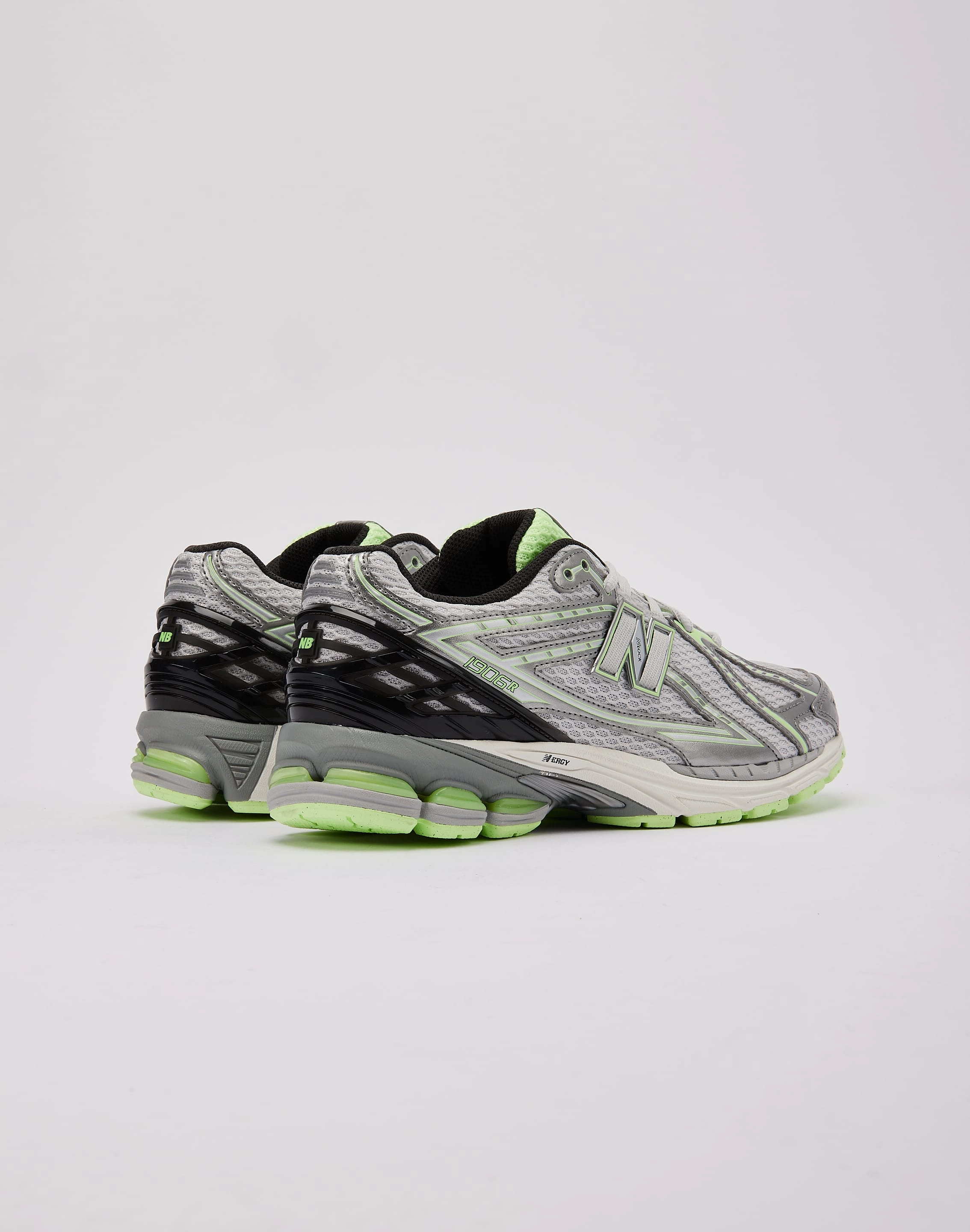 New Balance 1906R Cushioned Shoes