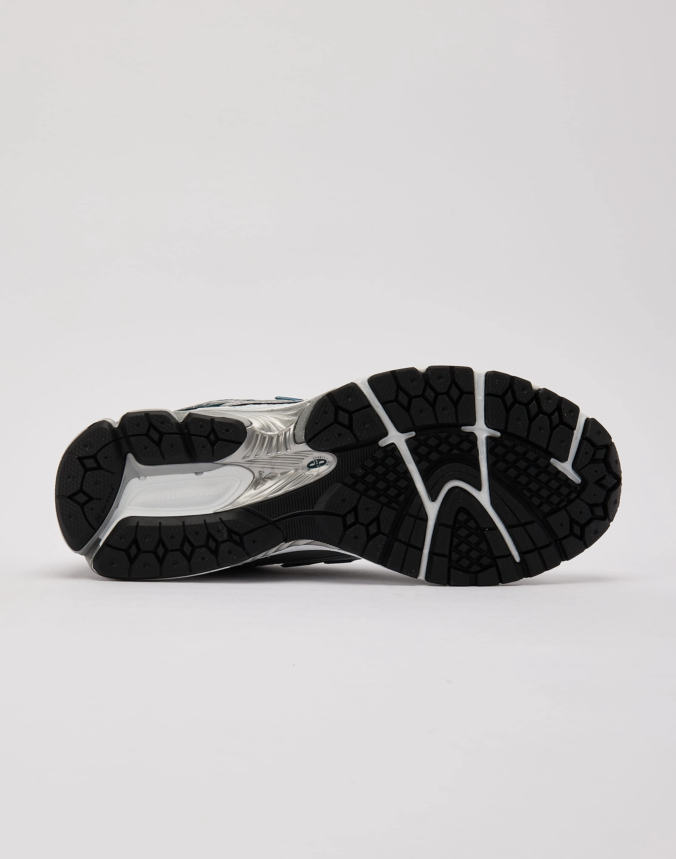 New Balance 1906R Cushioned Shoes