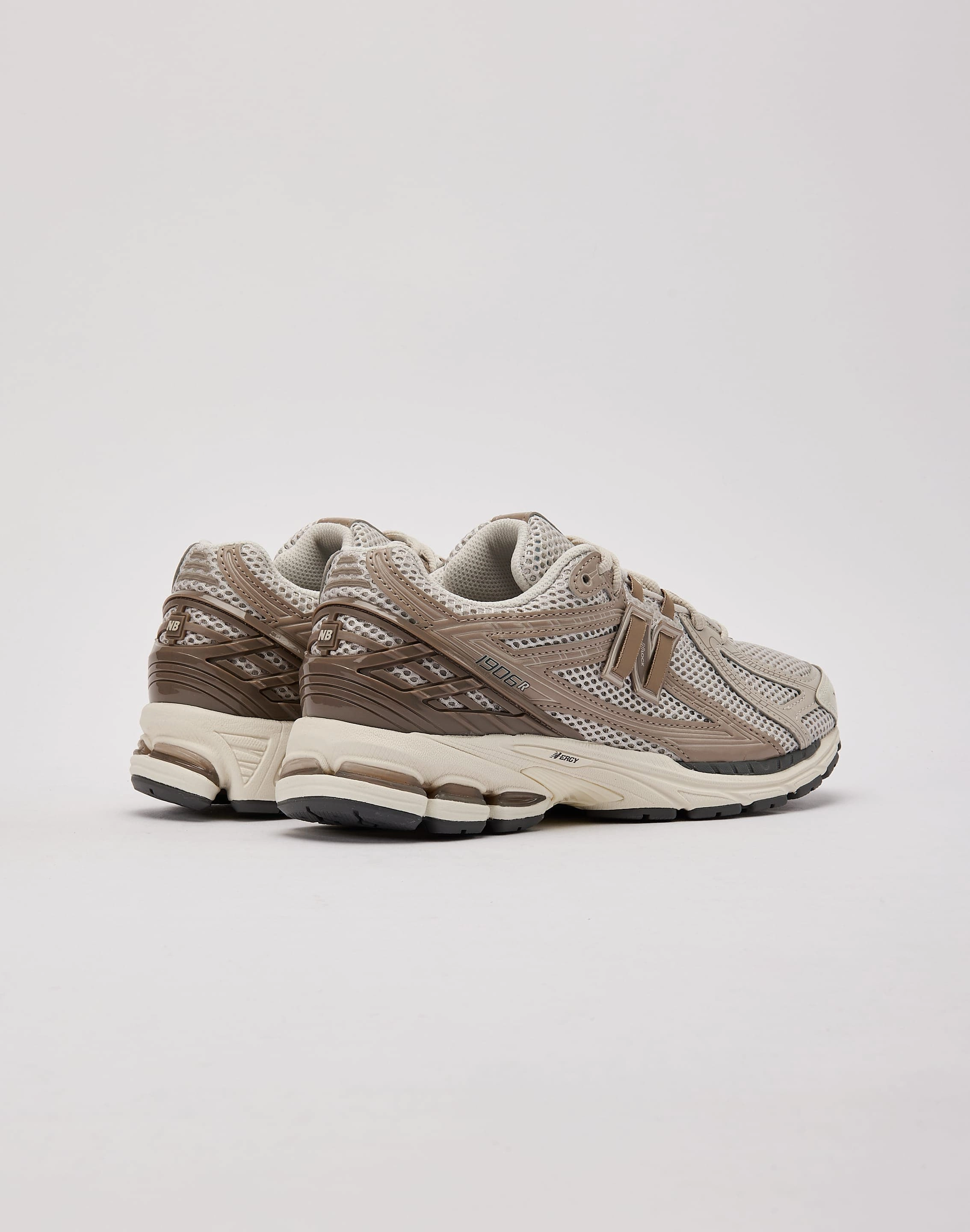 New Balance 1906R Throwback Running Shoes