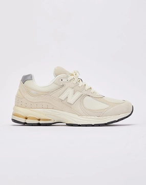 New Balance 2002R New Balance sneakers with cushioned midsoles