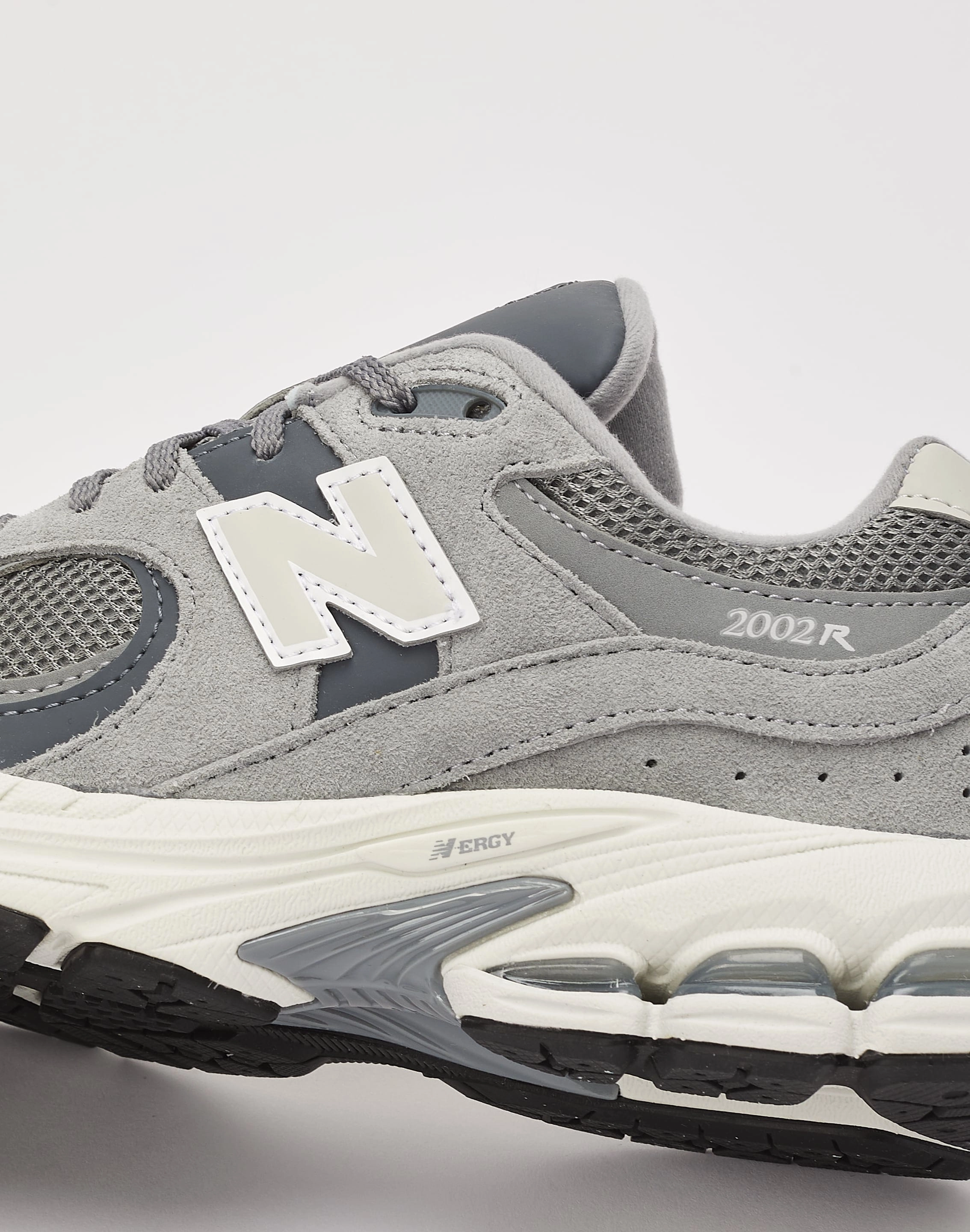 New Balance 2002R Grade-School Cushioned Shoes