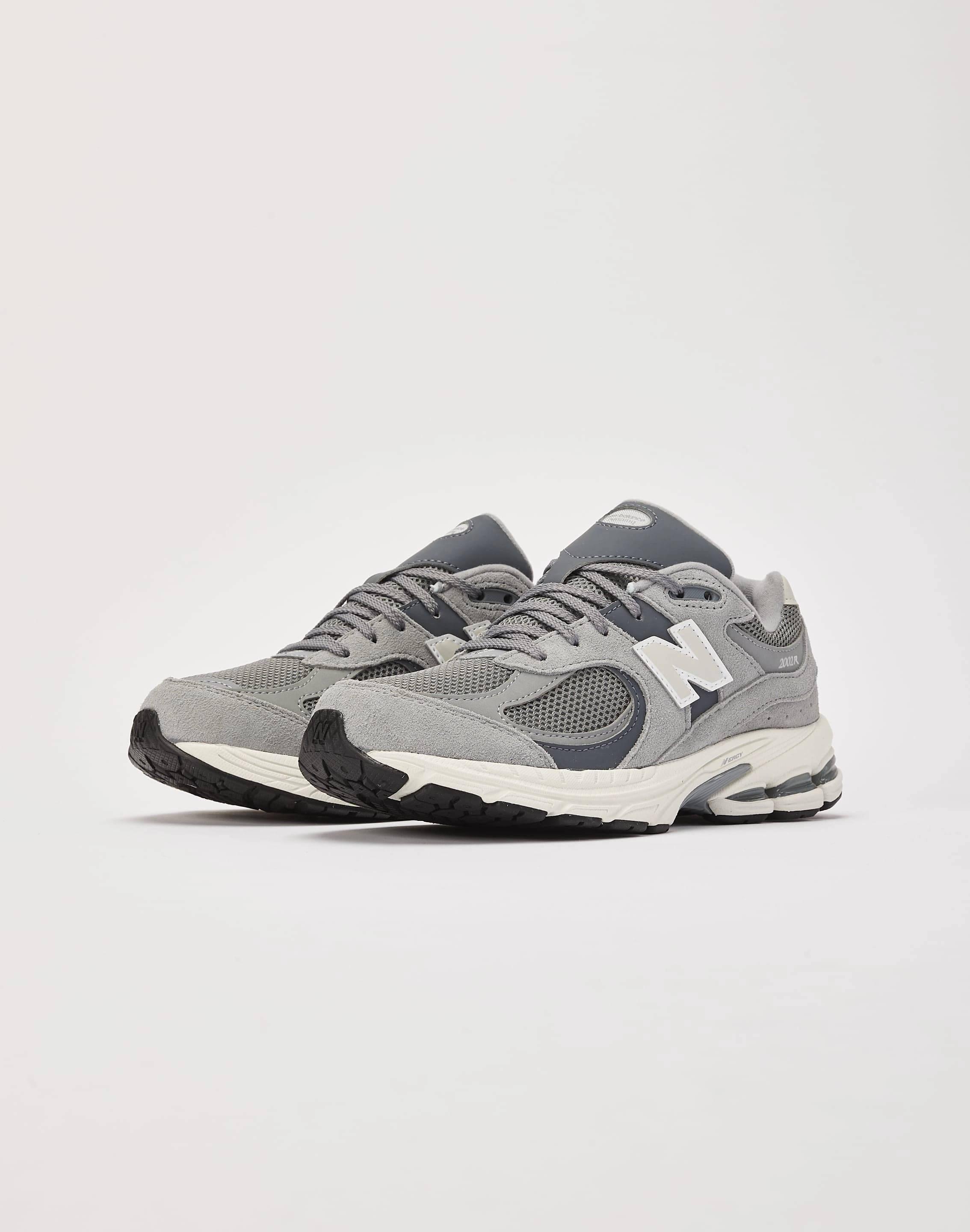 New Balance 2002R Grade-School Cushioned Shoes