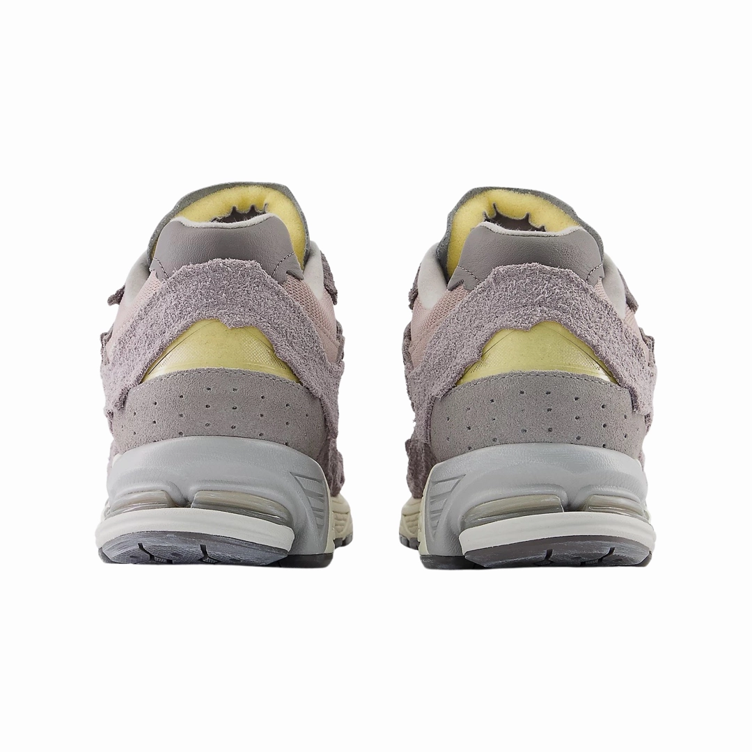 New Balance 2002R Protection Pack LNY Iconic Court Sneakers