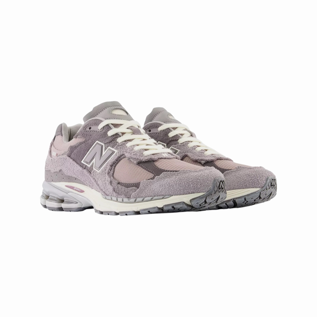 New Balance 2002R Protection Pack LNY Iconic Court Sneakers