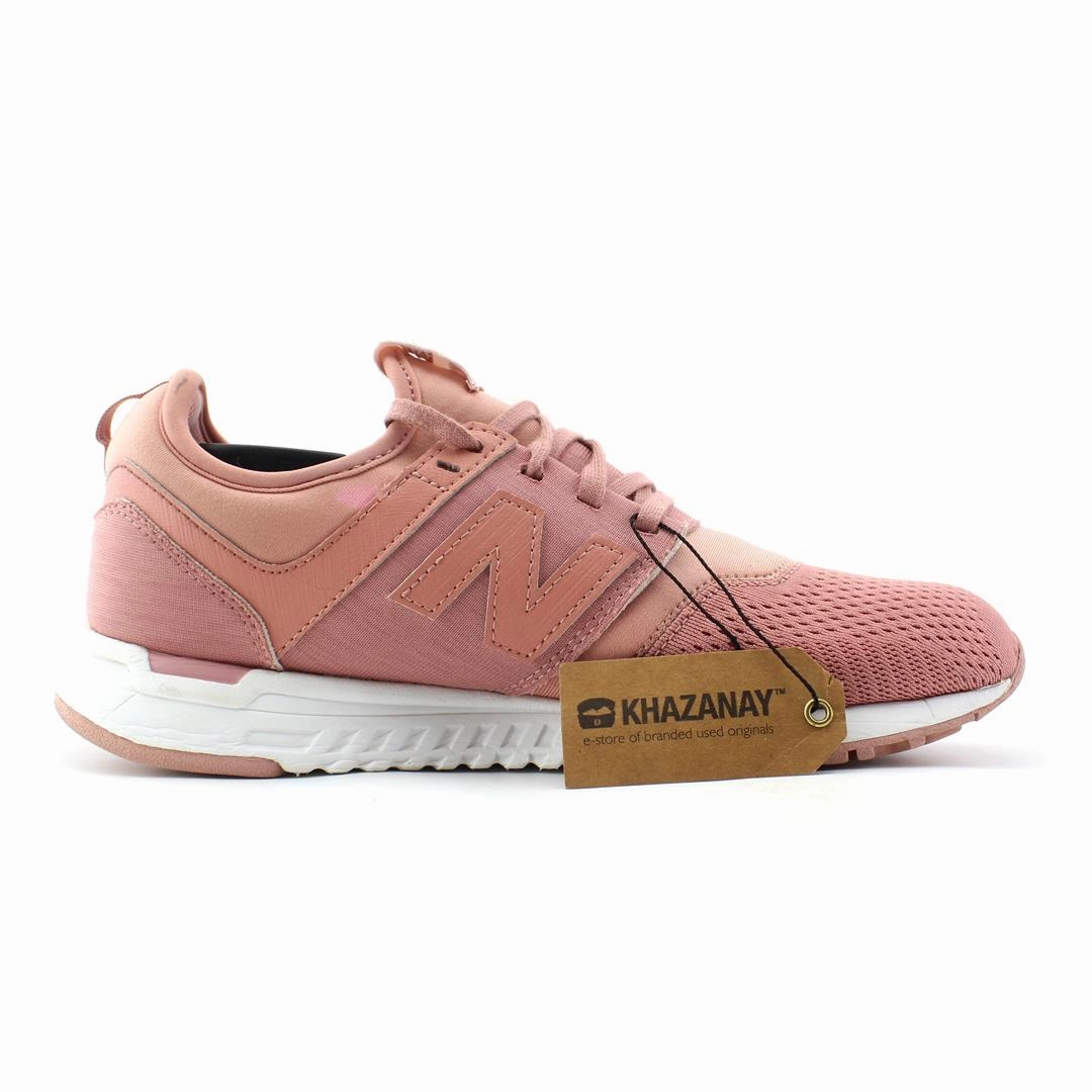 NEW BALANCE 247 retro New Balance shoe shots