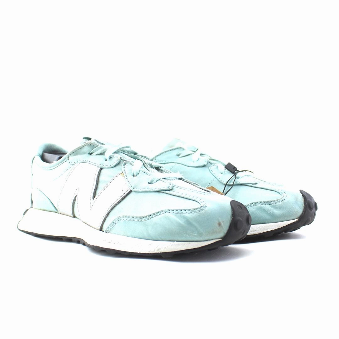 NEW BALANCE 327V1 retro New Balance shoe shots