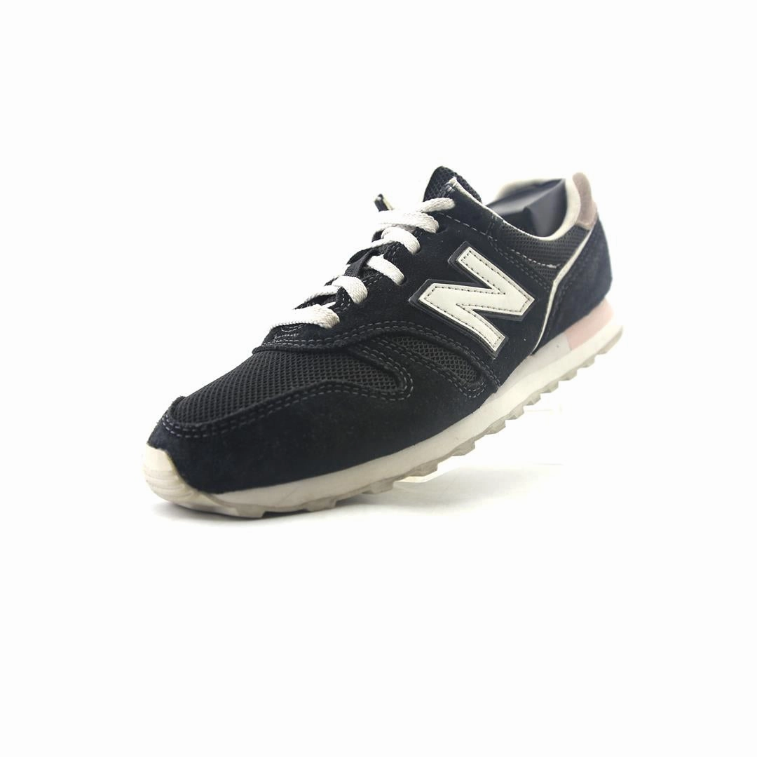 NEW BALANCE 373V2 retro New Balance shoe shots