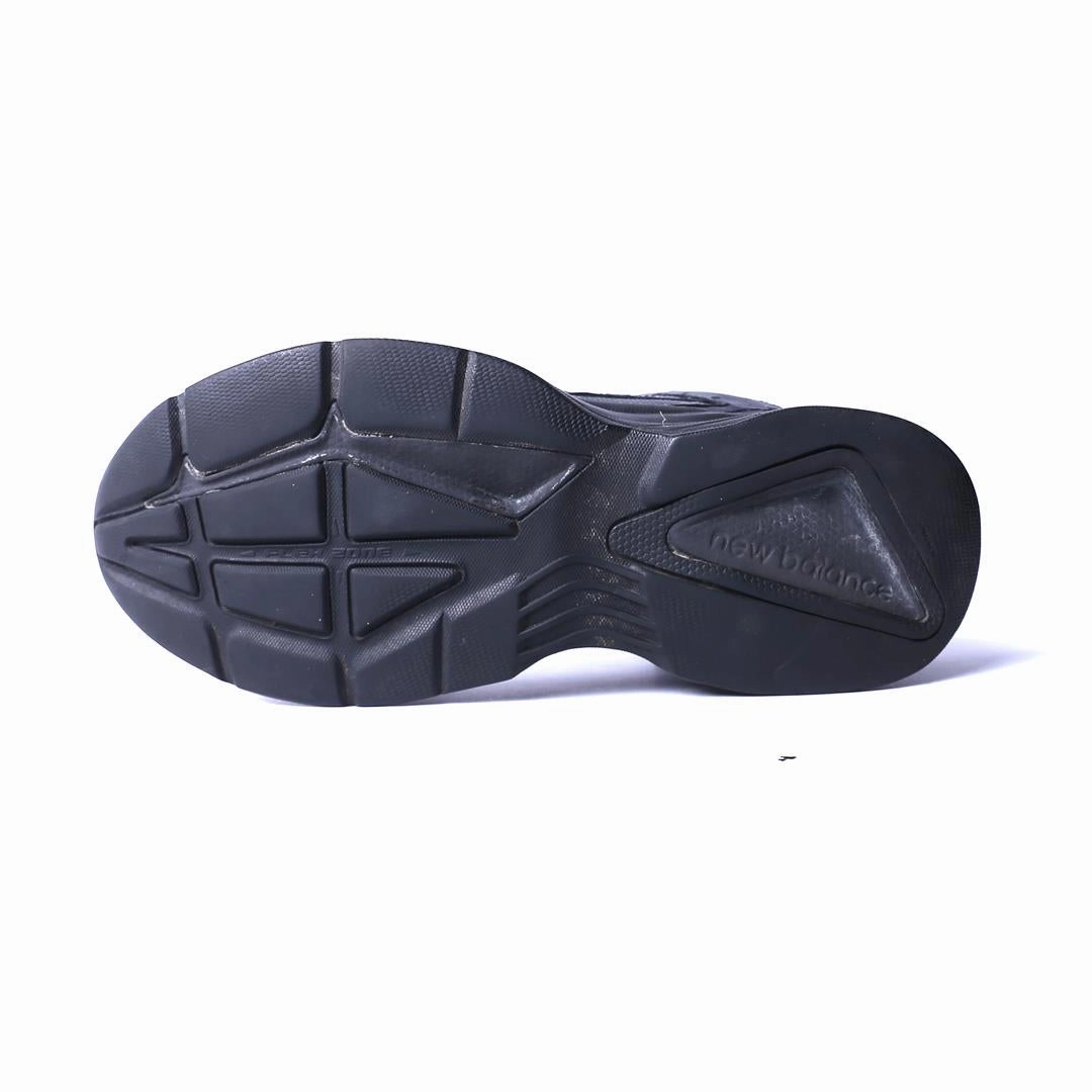 NEW BALANCE 409V2 New Balance casual shoe looks