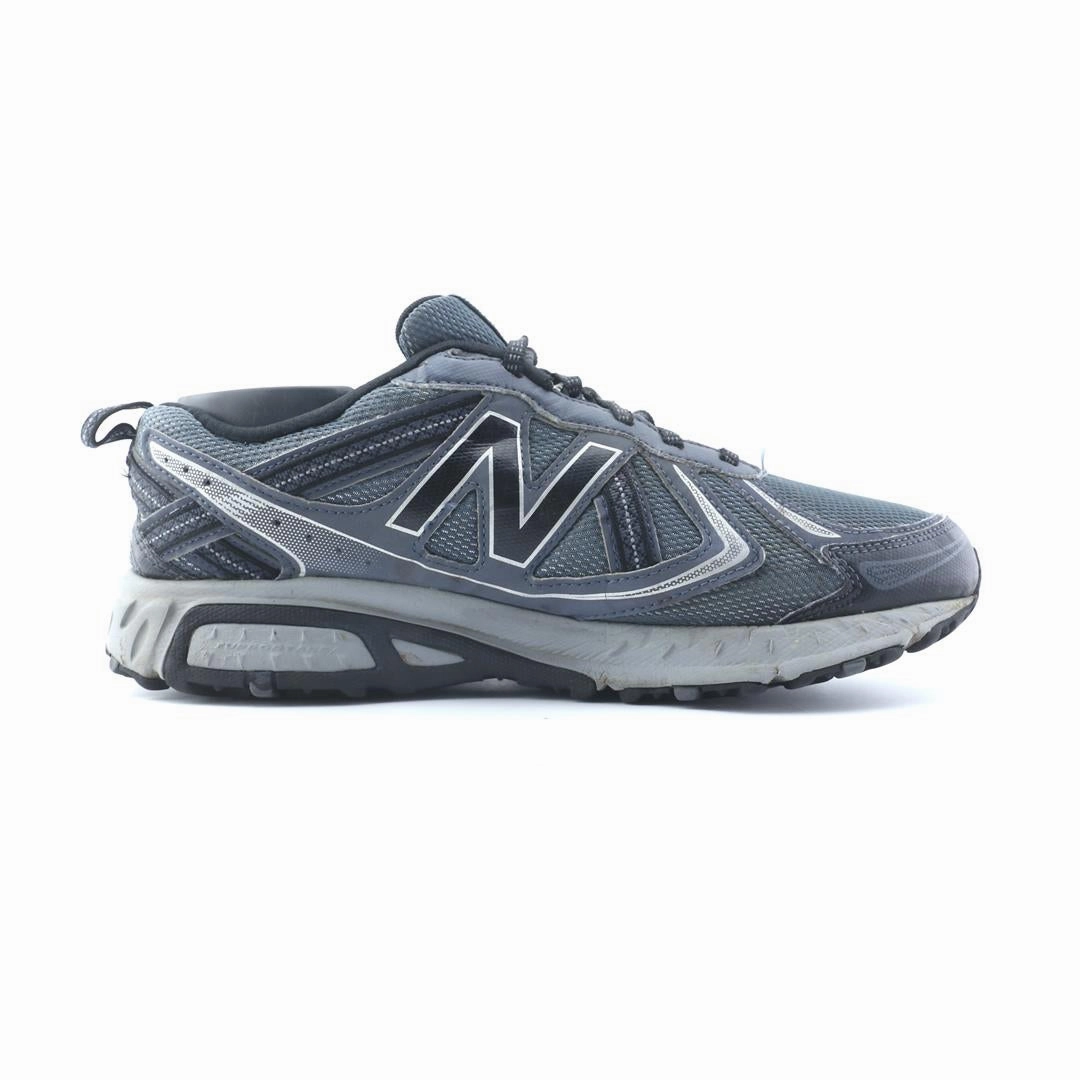 NEW BALANCE 410 V5 New Balance trainer visuals