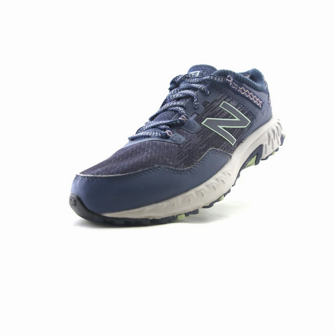 NEW BALANCE 410 V6 retro New Balance shoe shots