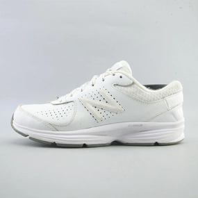 NEW BALANCE 411 New Balance athletic performance footwear