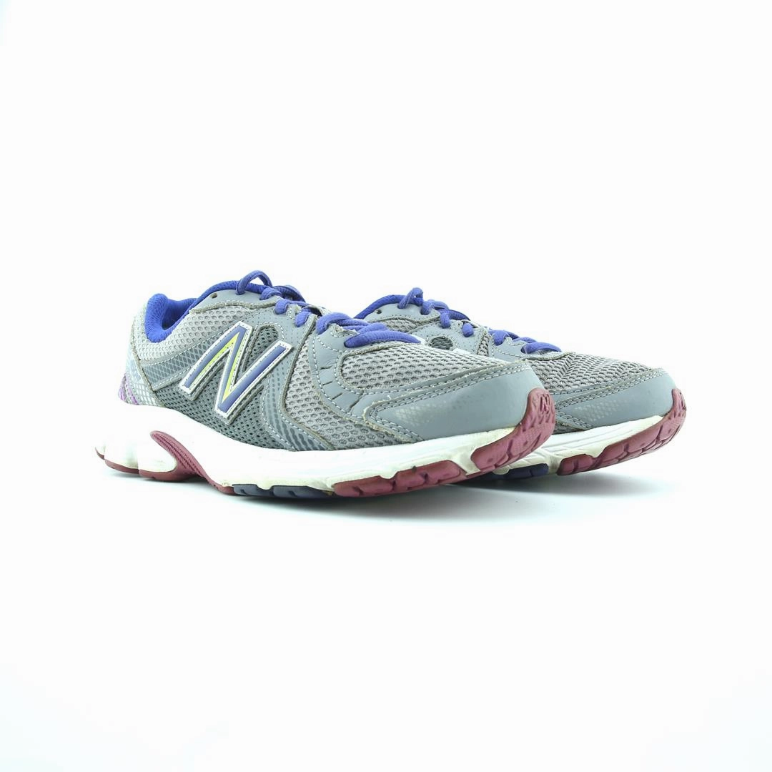 NEW BALANCE 450 V3 stylish New Balance designs