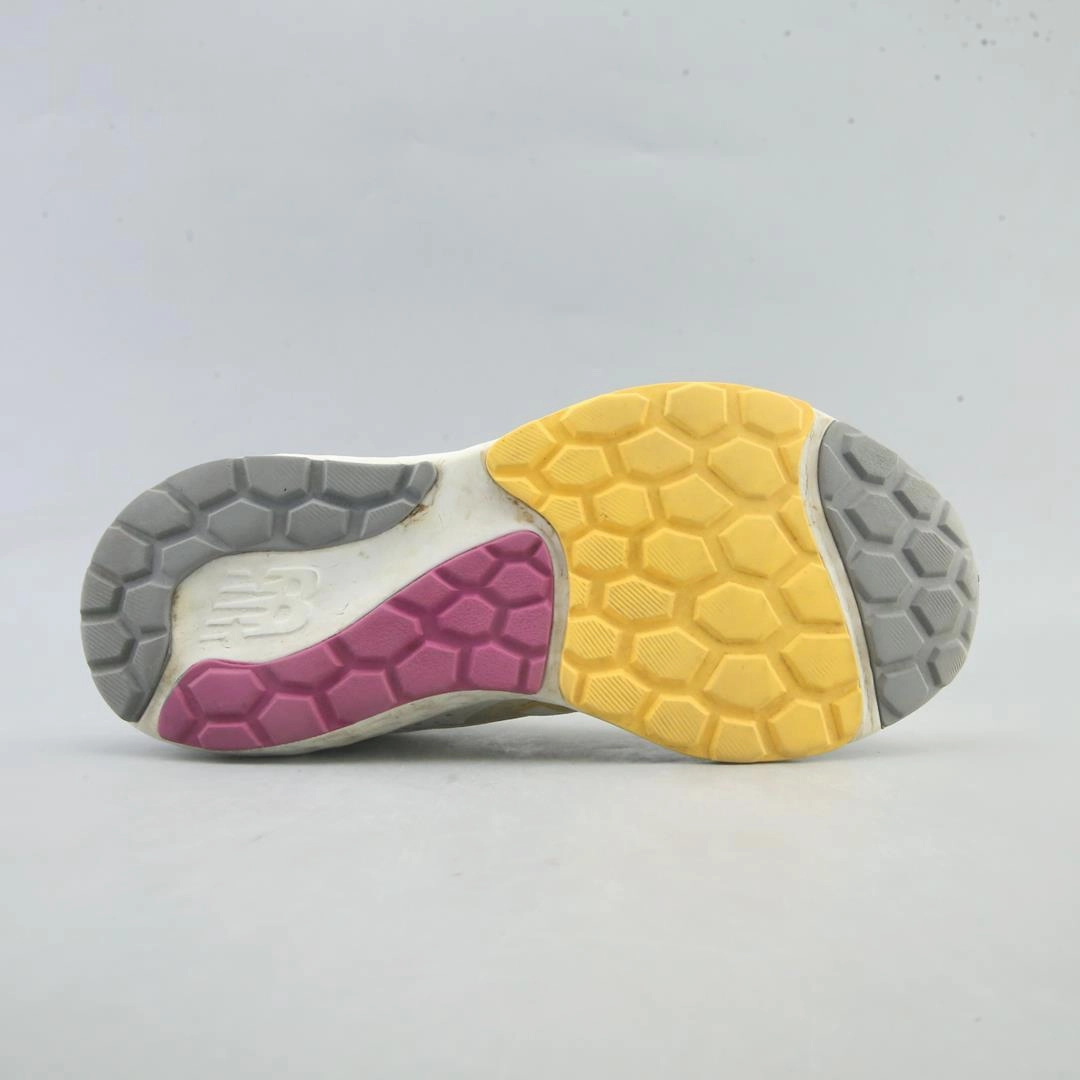 NEW BALANCE 520 V7 New Balance trainer visuals
