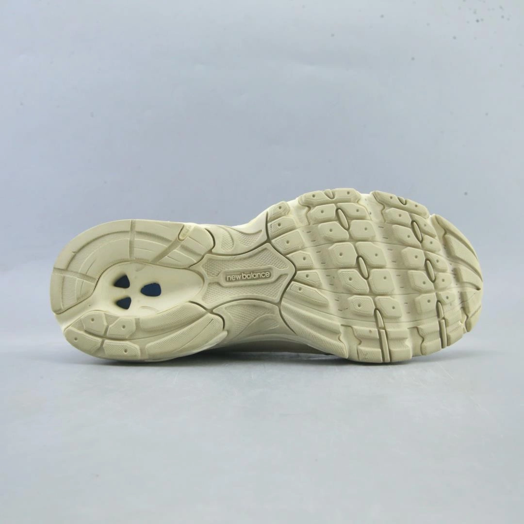 NEW BALANCE 530 New Balance casual shoe looks