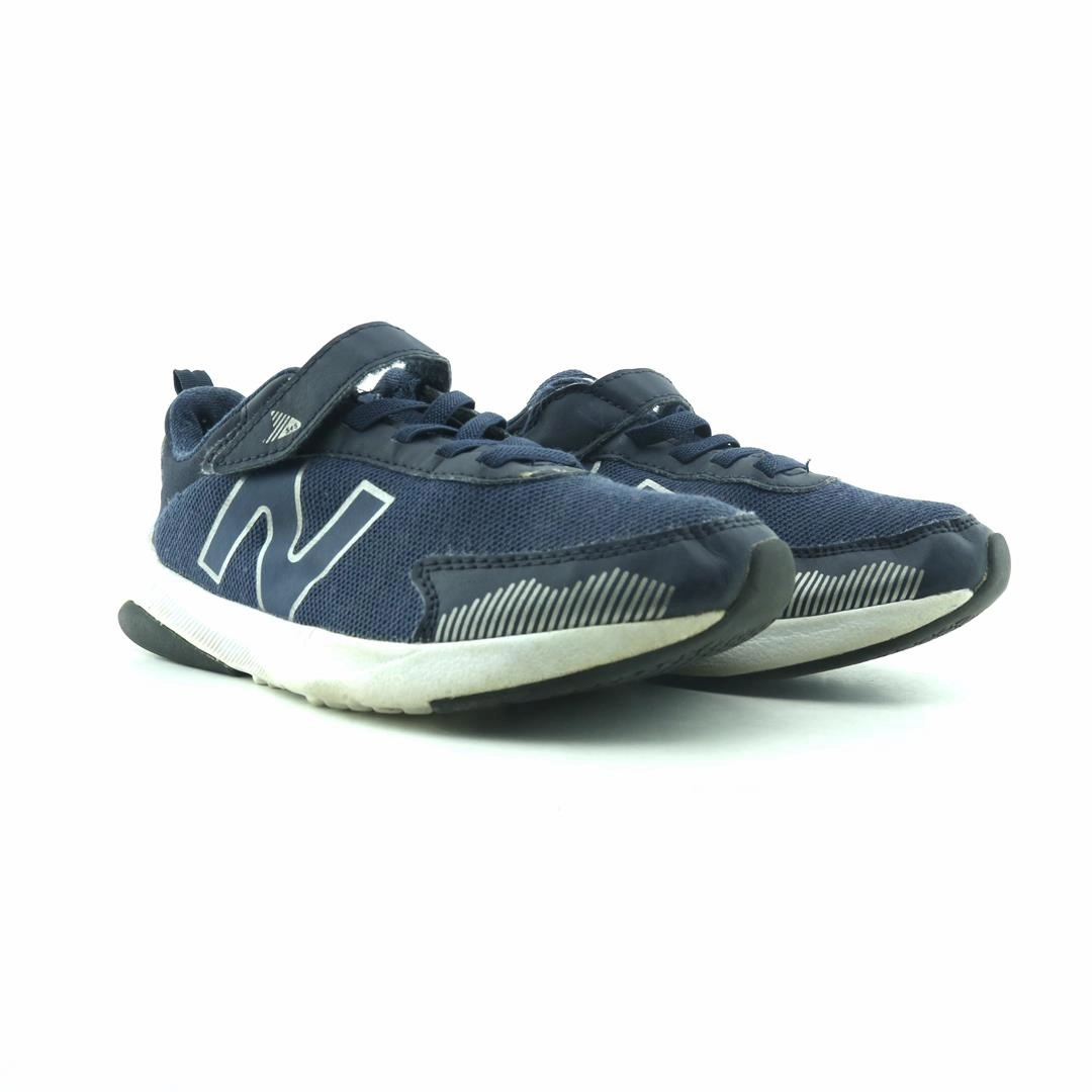 NEW BALANCE 545 New Balance trainer visuals
