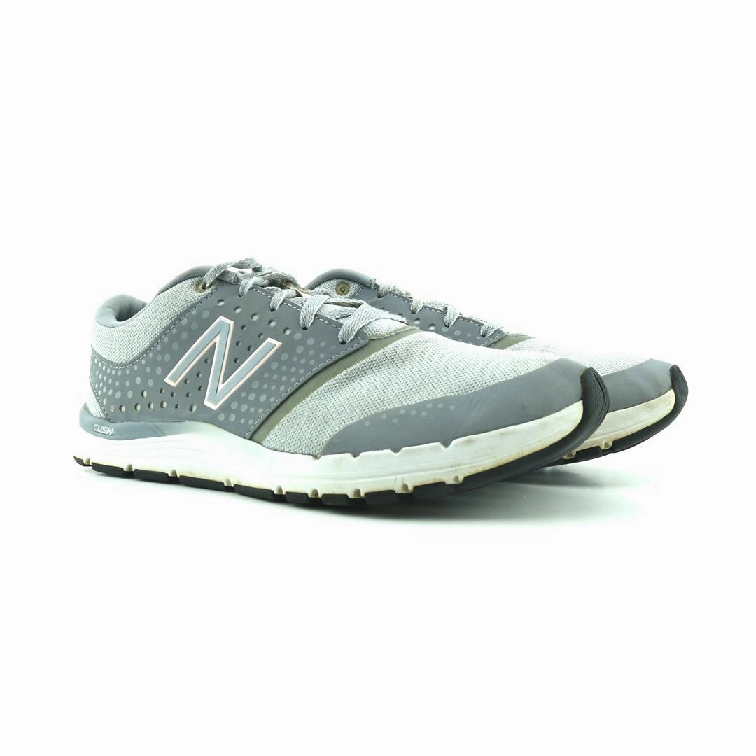 NEW BALANCE 577 V4 New Balance casual shoe looks