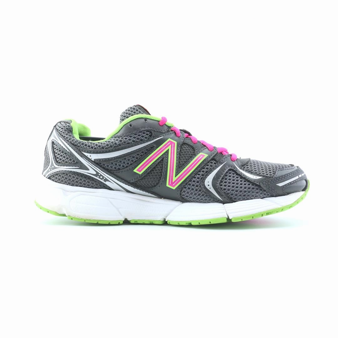 NEW BALANCE 608 V4 stylish New Balance designs