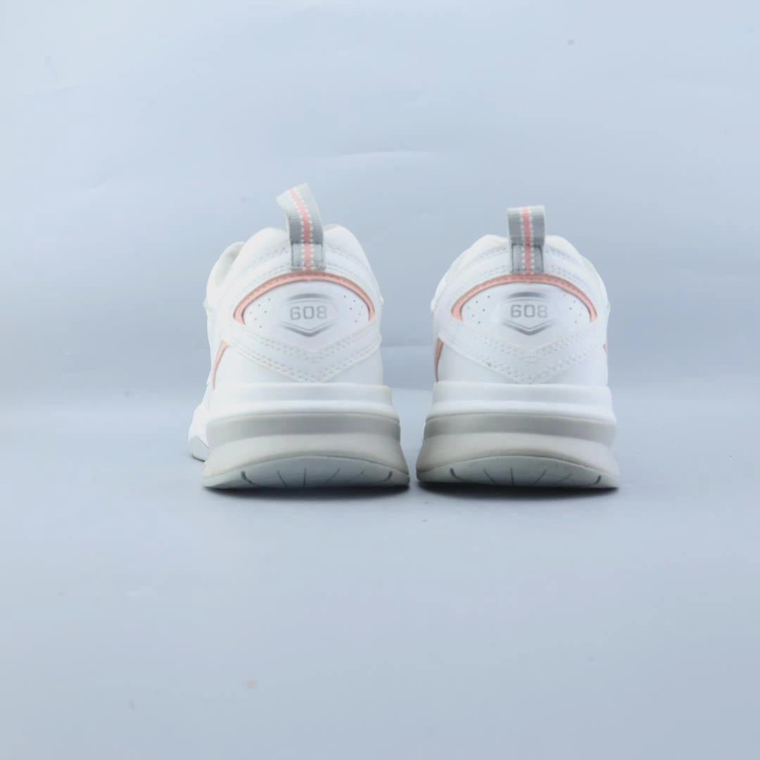 NEW BALANCE 608 V5 New Balance trainer visuals