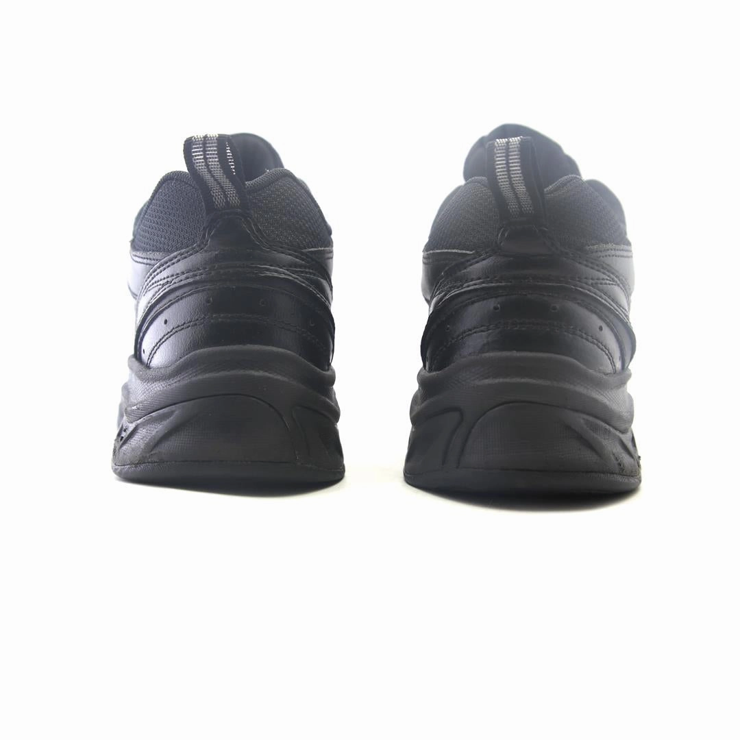 NEW BALANCE 623 V2 retro New Balance shoe shots
