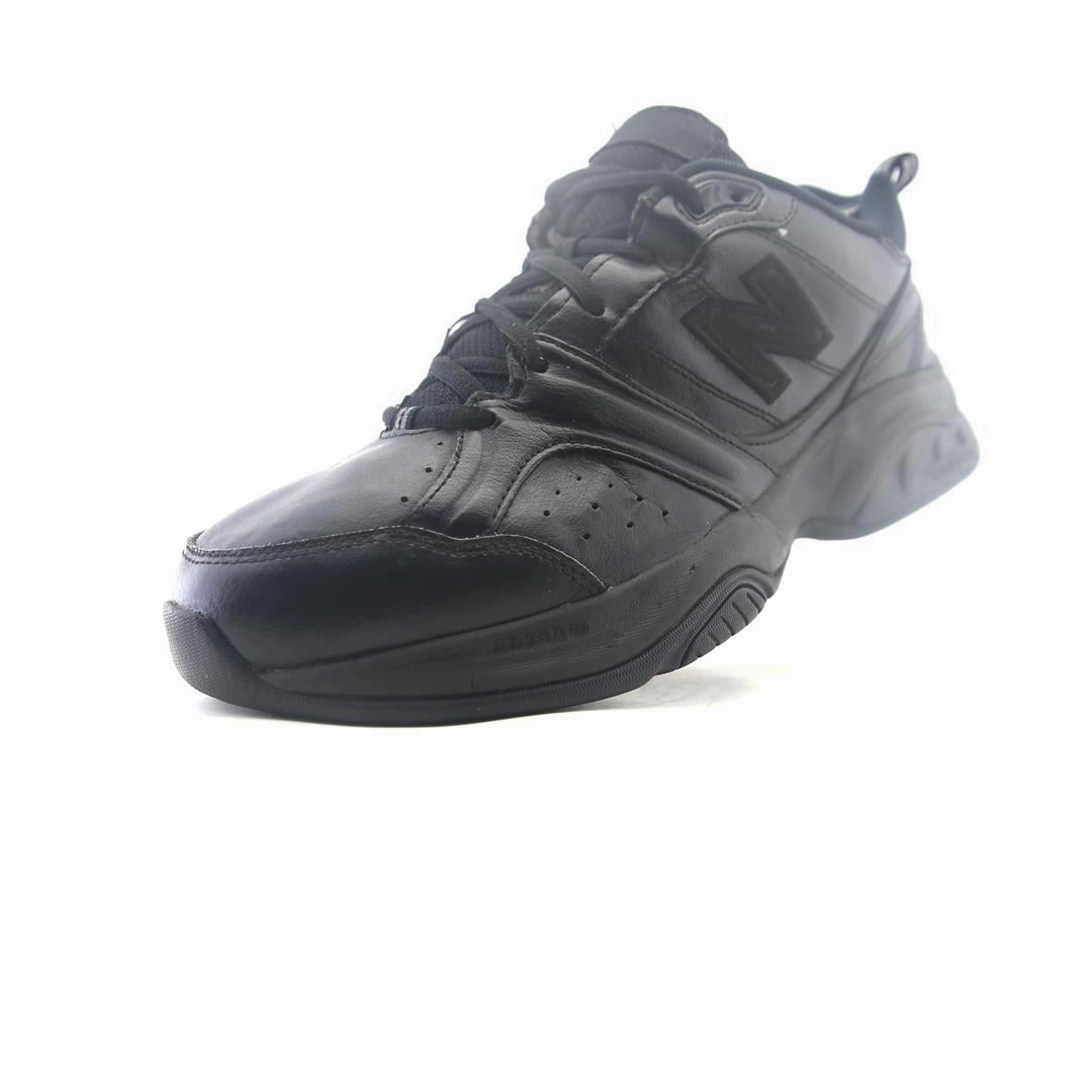 NEW BALANCE 623 V2 retro New Balance shoe shots
