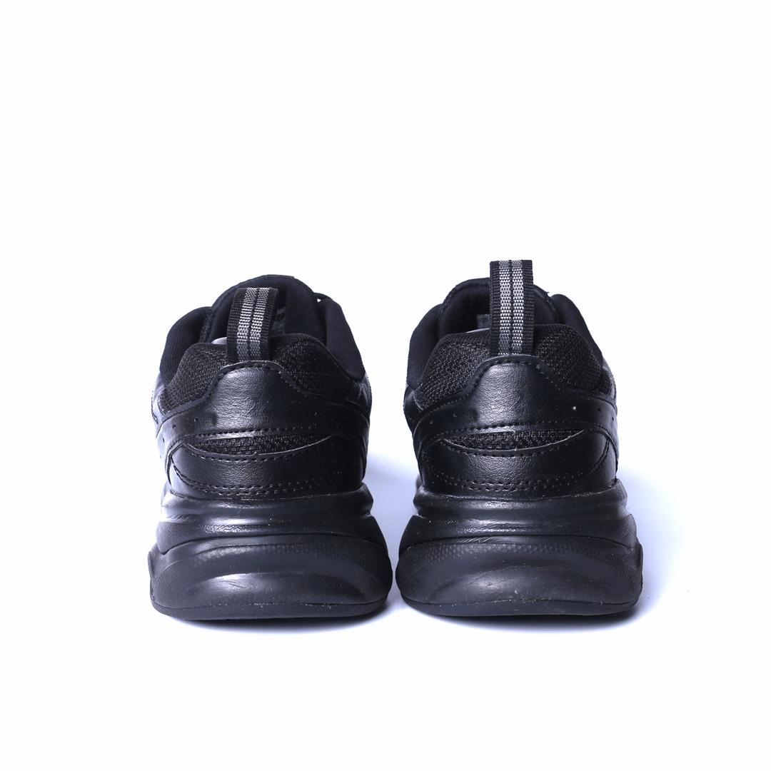 NEW BALANCE 624 V2 stylish New Balance designs