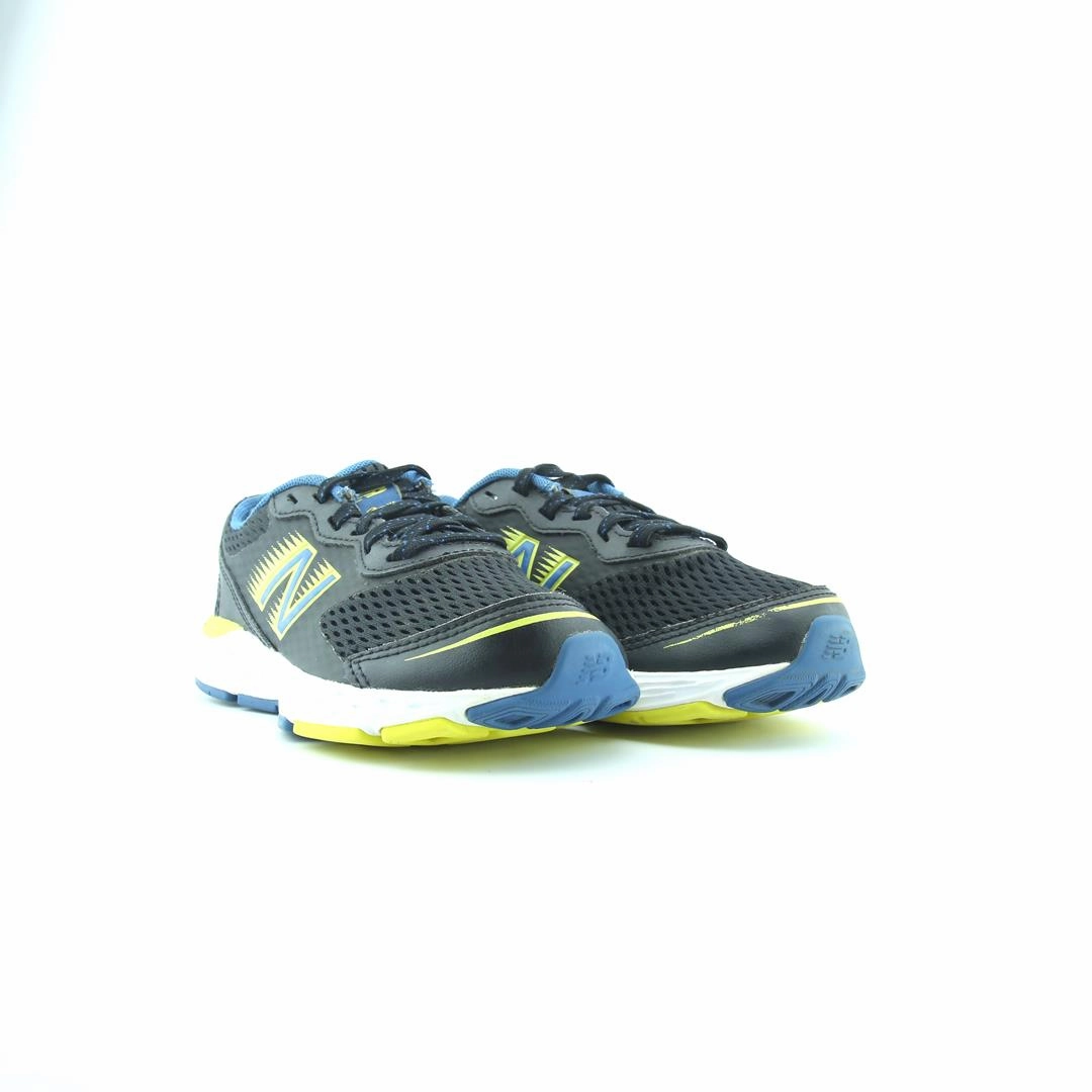 NEW BALANCE 68V6 stylish New Balance designs