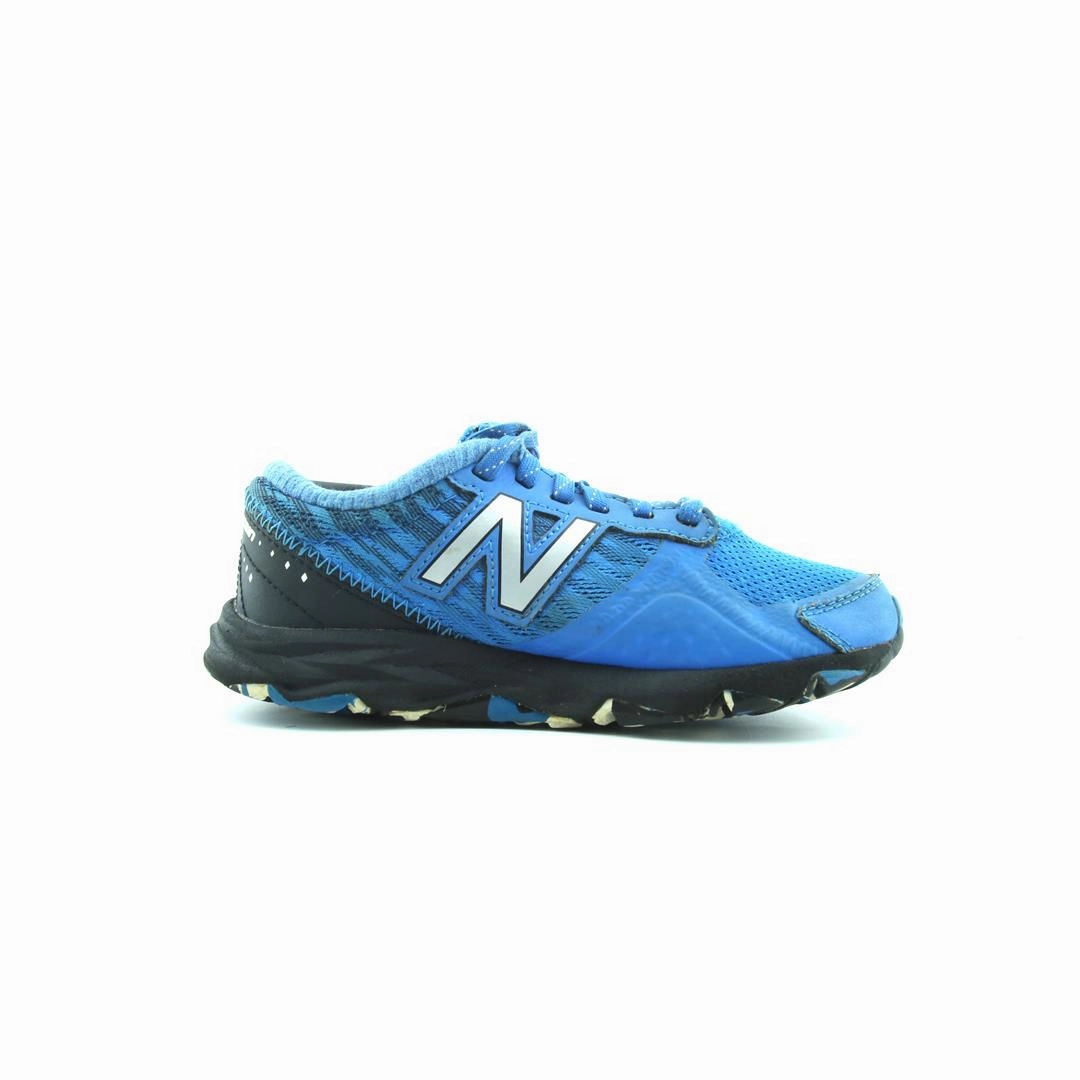 NEW BALANCE 690 V2 New Balance trainer visuals