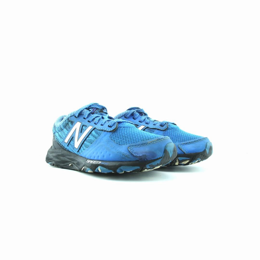 NEW BALANCE 690 V2 New Balance trainer visuals