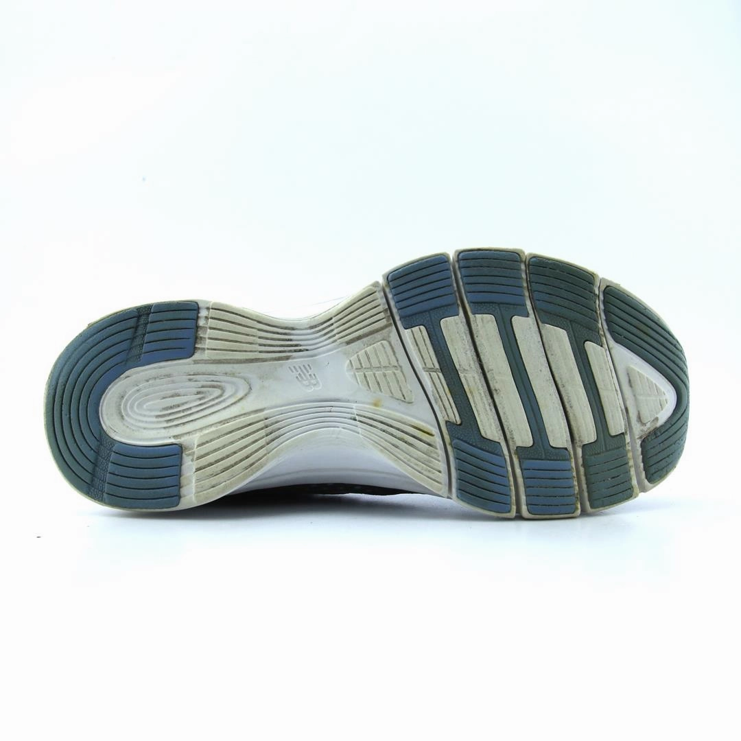 NEW BALANCE 711 New Balance casual shoe looks