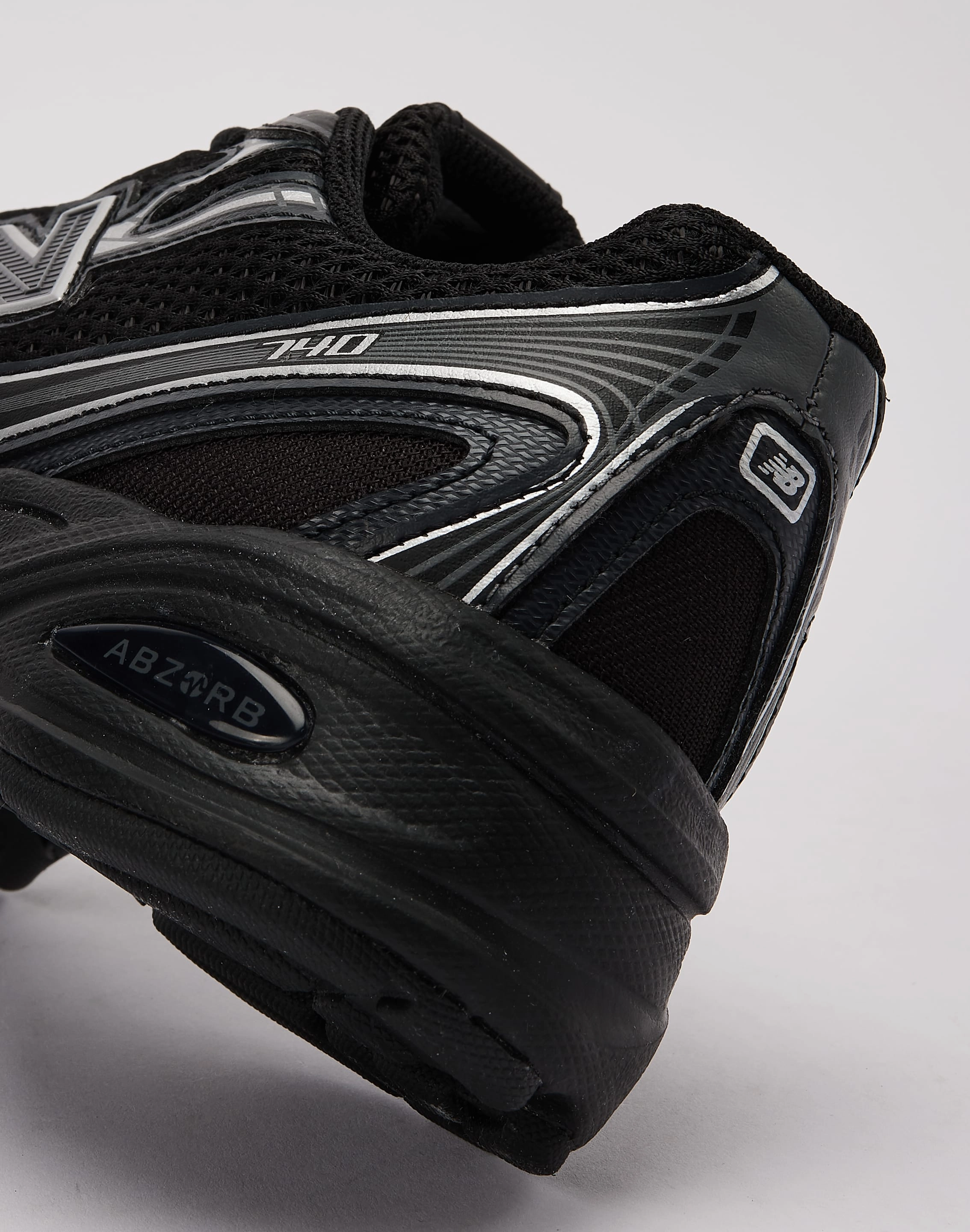 New Balance 740 Grade-School Chunky Style Sneakers