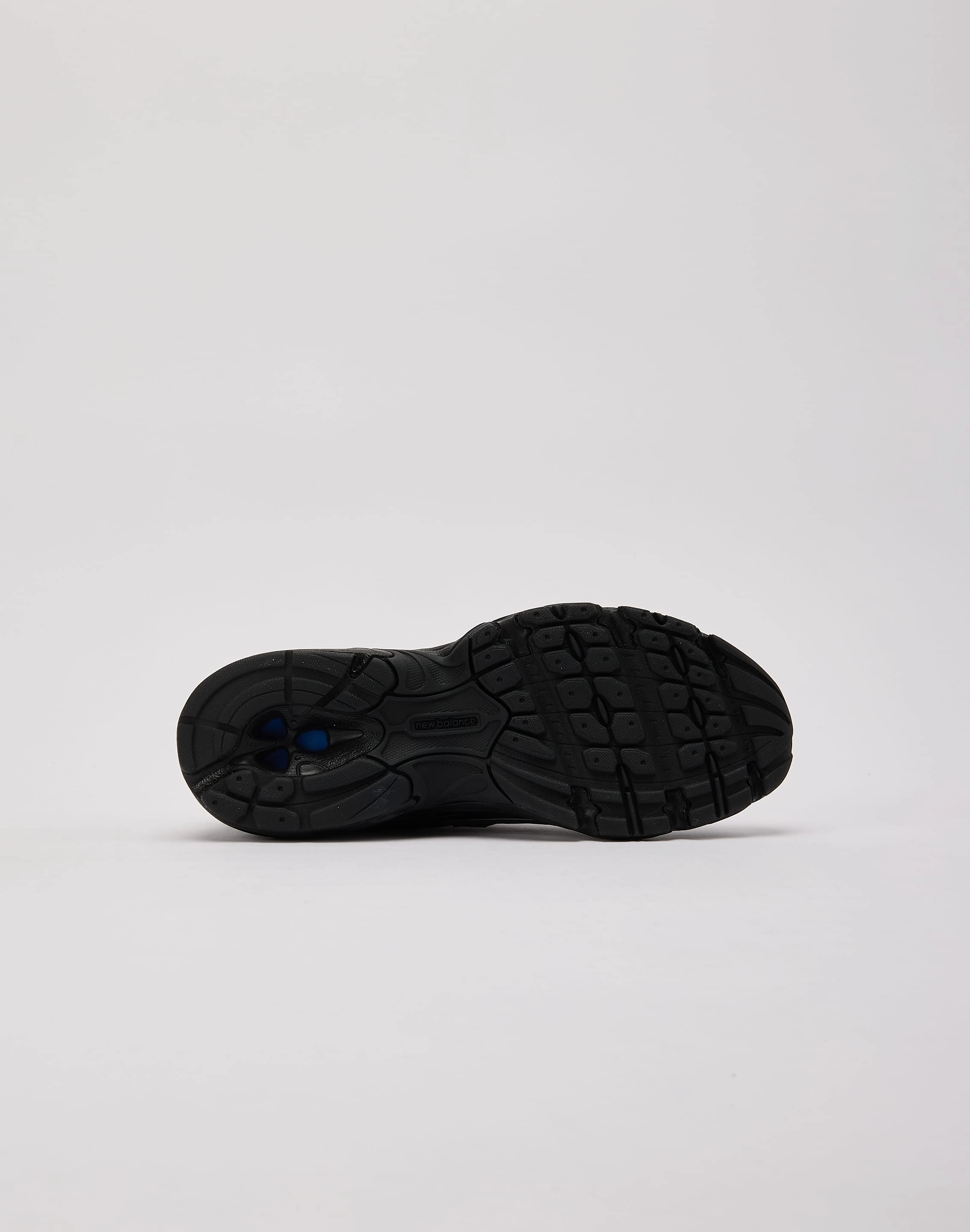 New Balance 740 Grade-School Chunky Style Sneakers