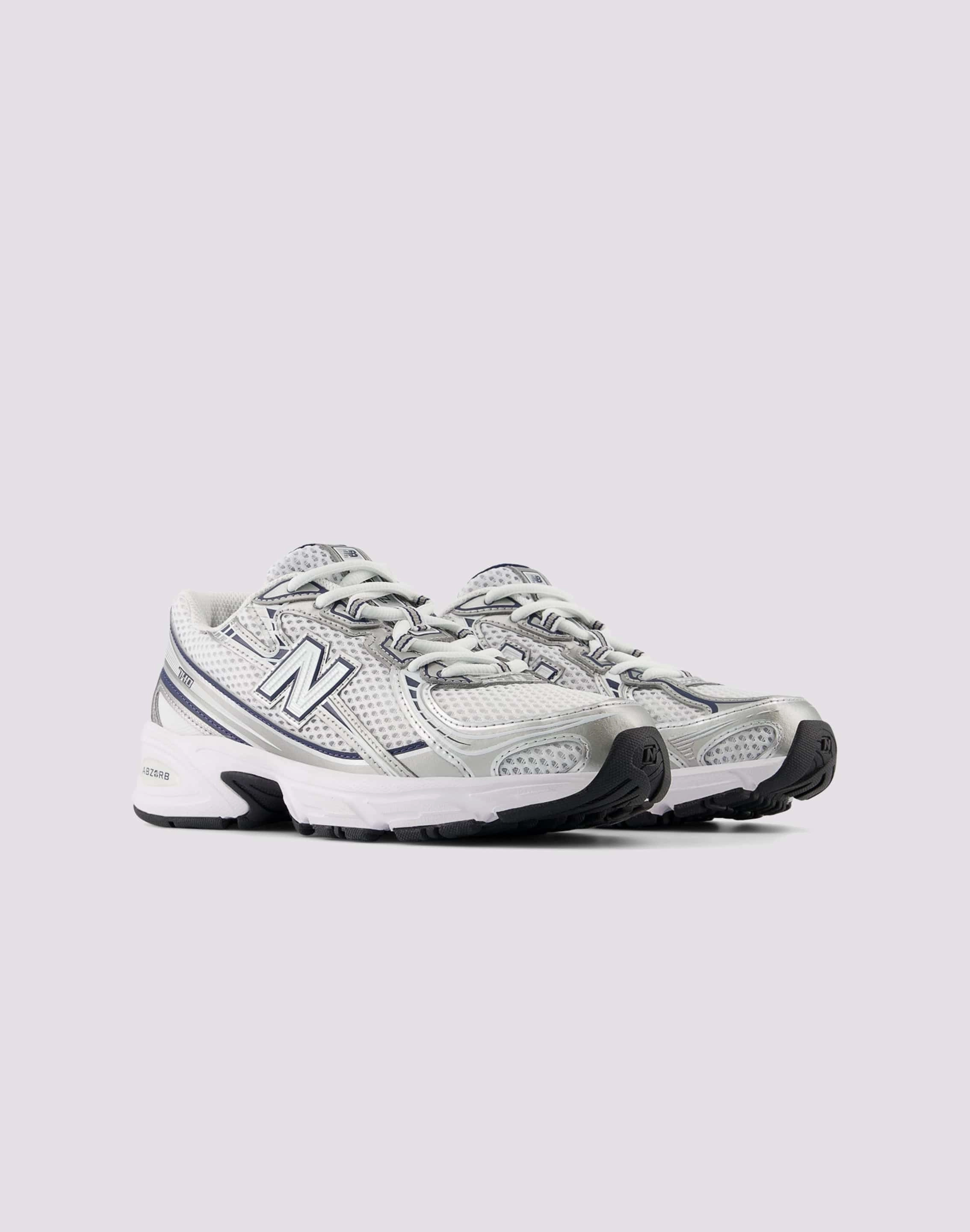 New Balance 740 Grade-School Cushioned Shoes