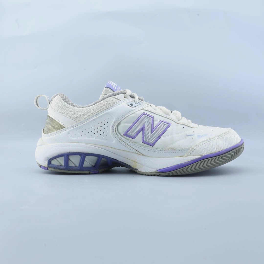 NEW BALANCE 806 stylish New Balance designs