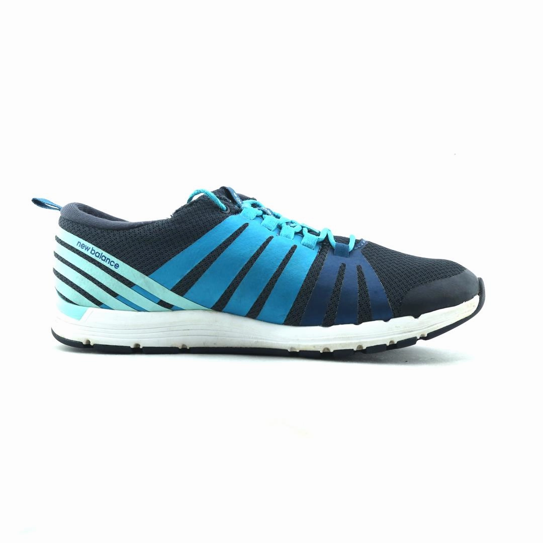 NEW BALANCE 811 stylish New Balance designs