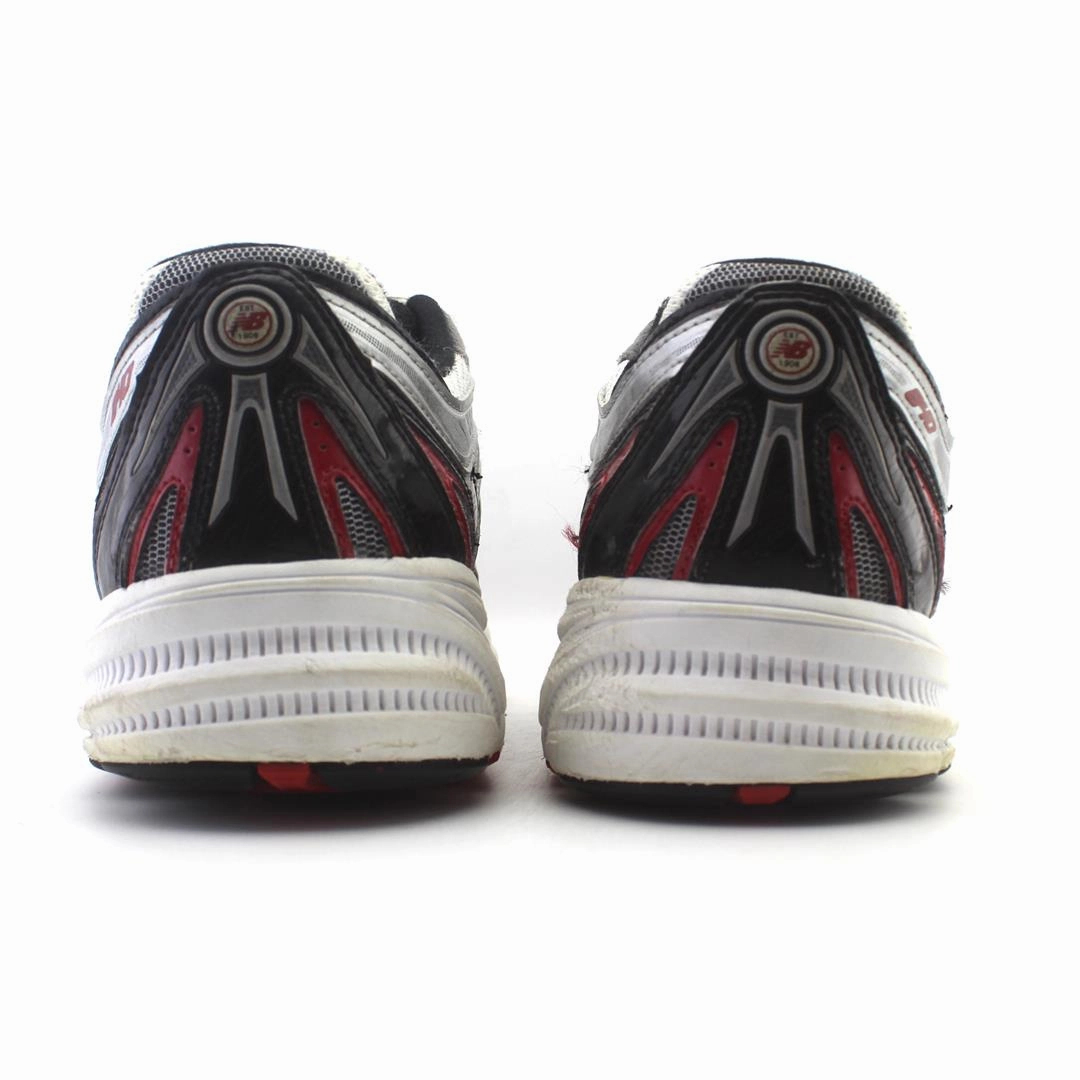 NEW BALANCE 840 New Balance trainer visuals