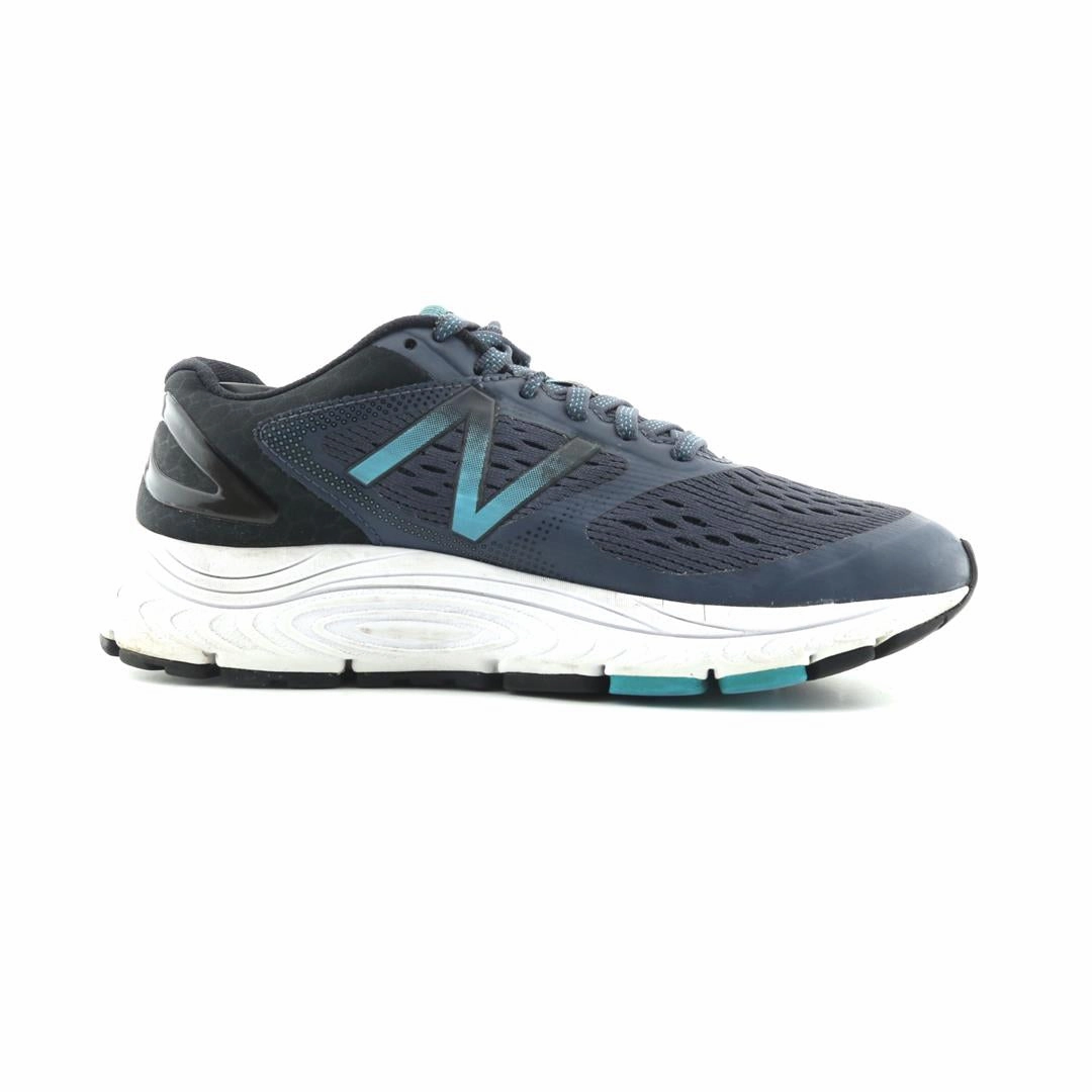NEW BALANCE 840 V4 New Balance casual shoe looks