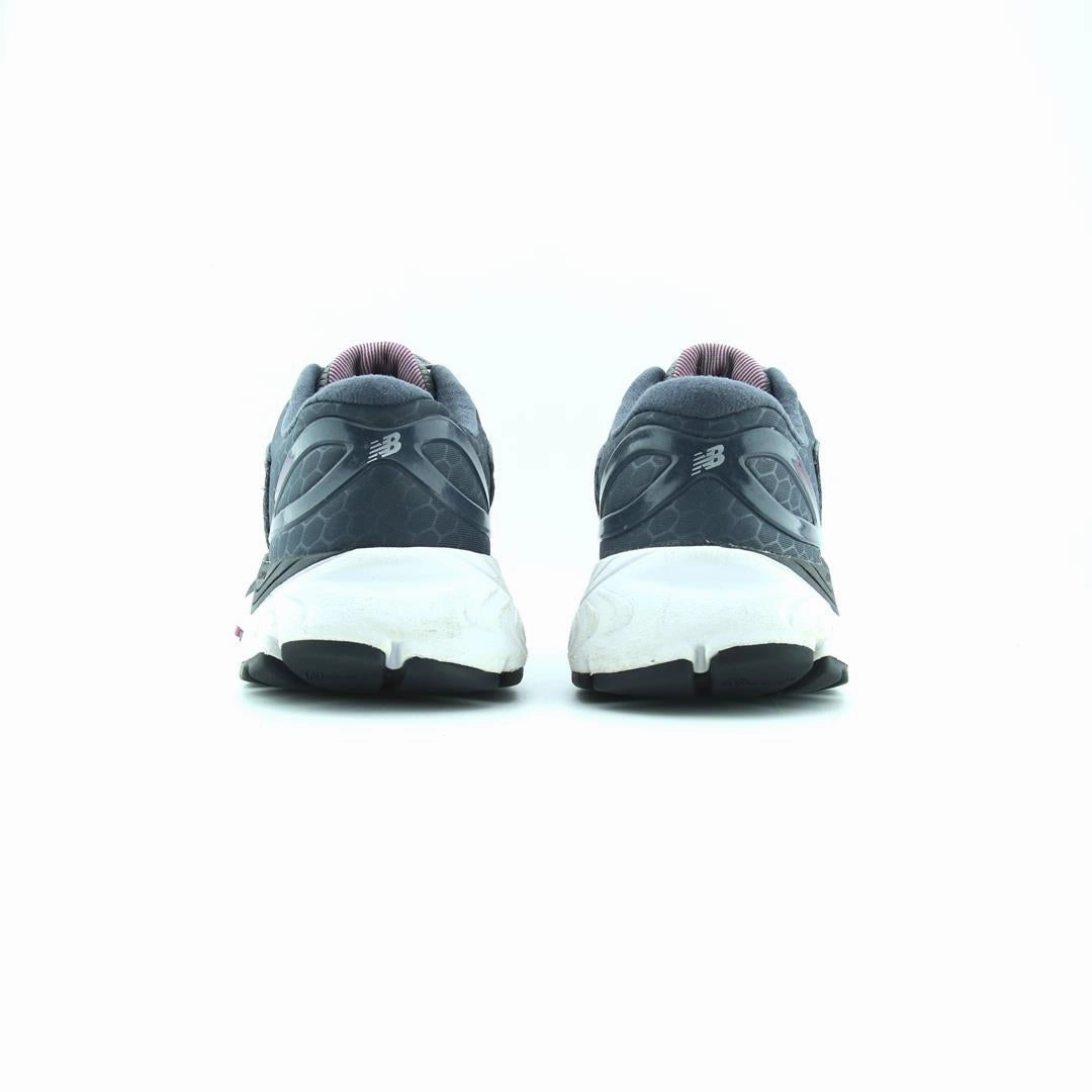 NEW BALANCE 840 V4 New Balance trainer visuals