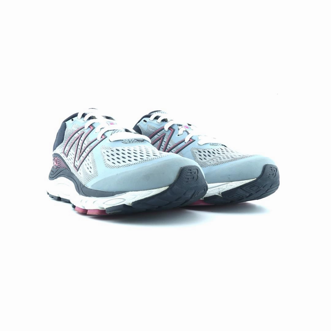 NEW BALANCE 840V5 New Balance casual shoe looks
