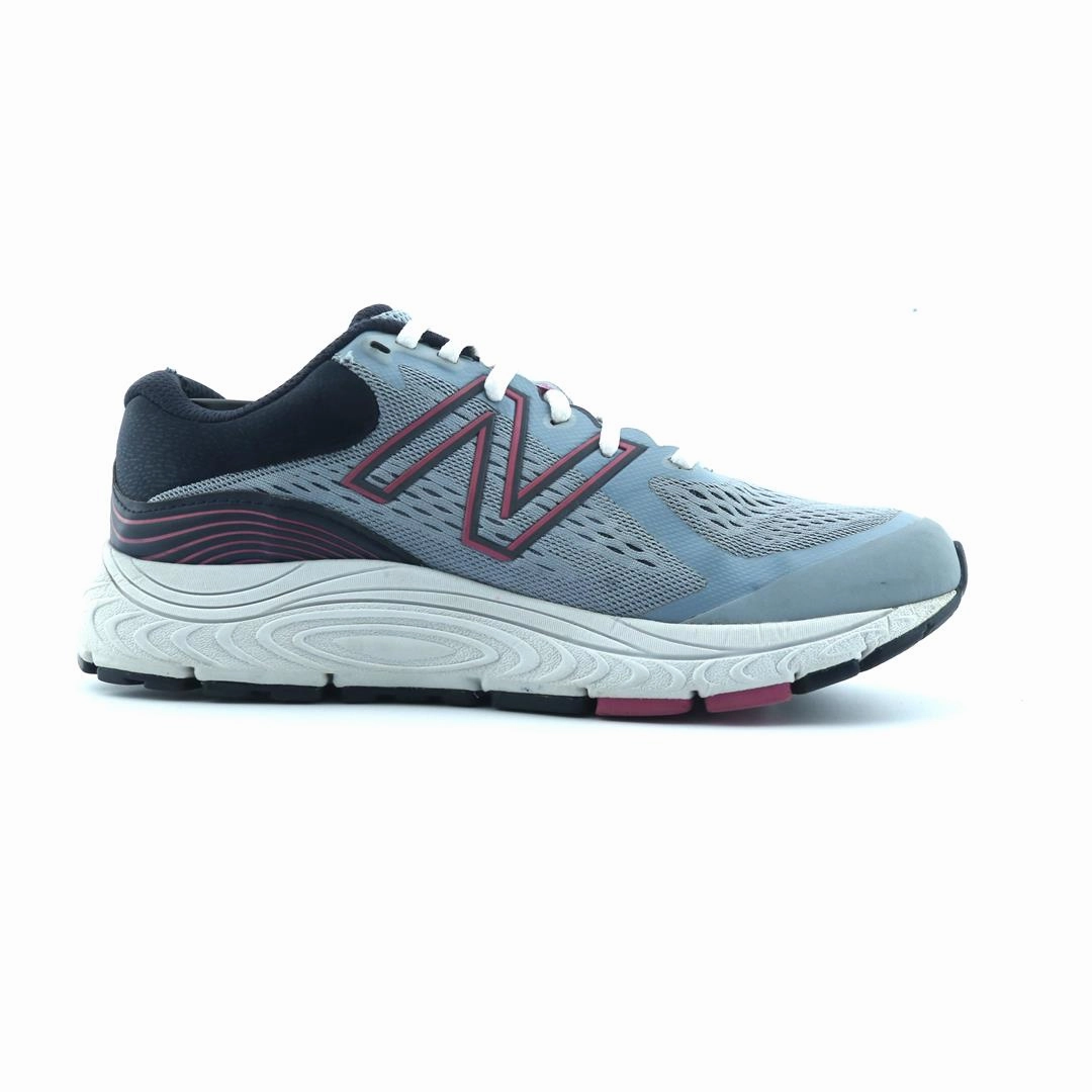 NEW BALANCE 840V5 New Balance casual shoe looks